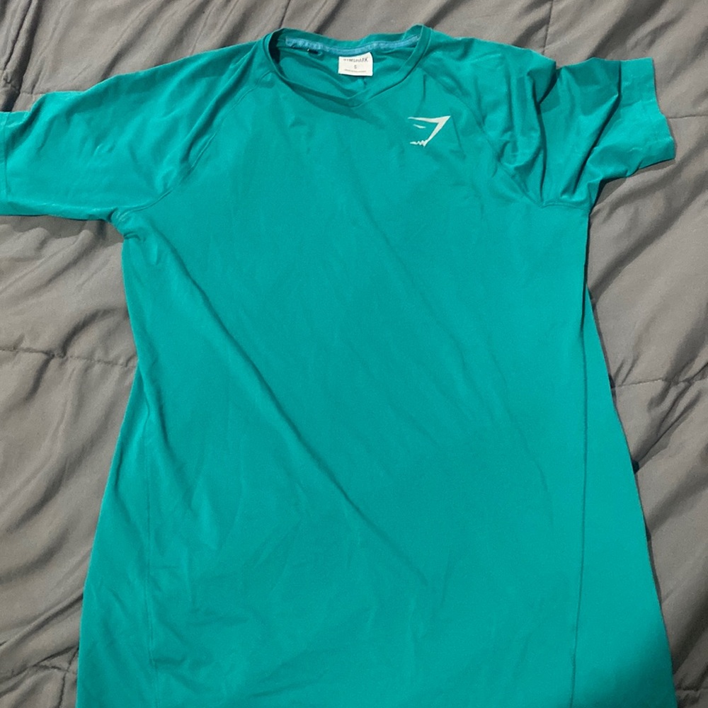 gymshark small emerald veer shirt